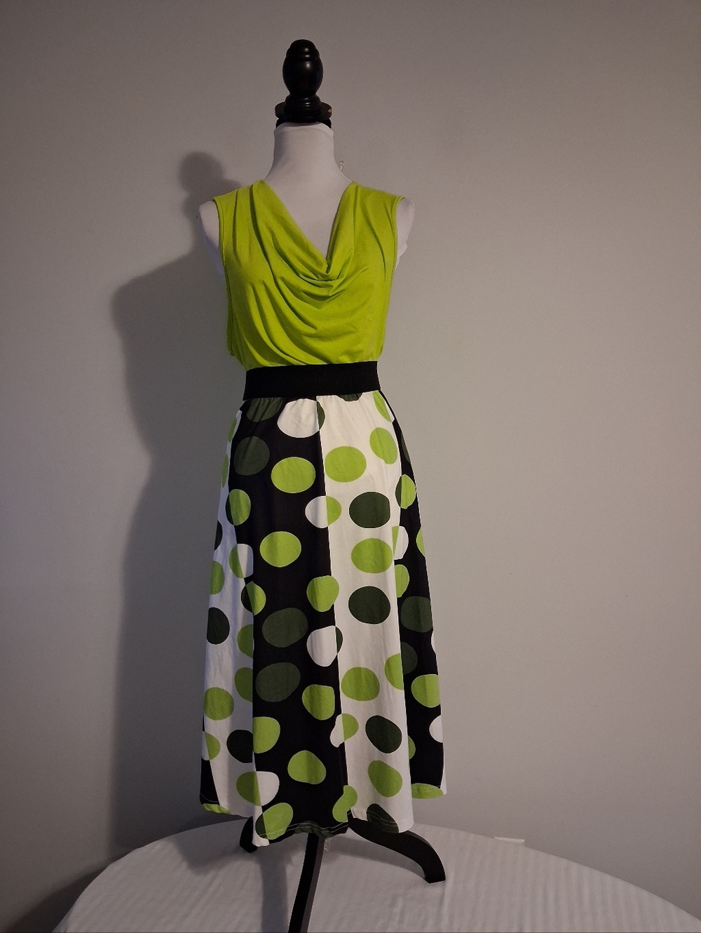 Lime Green And Black Polka Dot Skirt Suit Size 3X - Picture 15 of 16